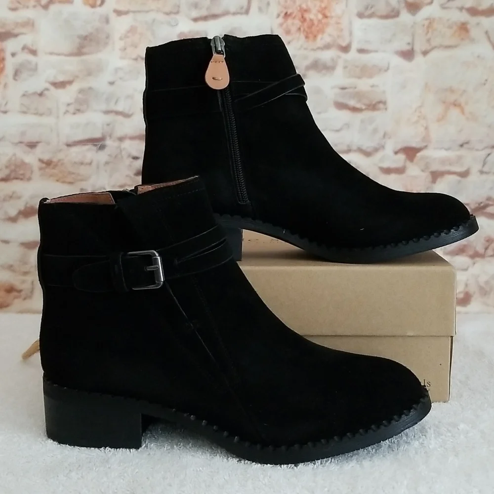 New gentle souls Best V-Gored Booties